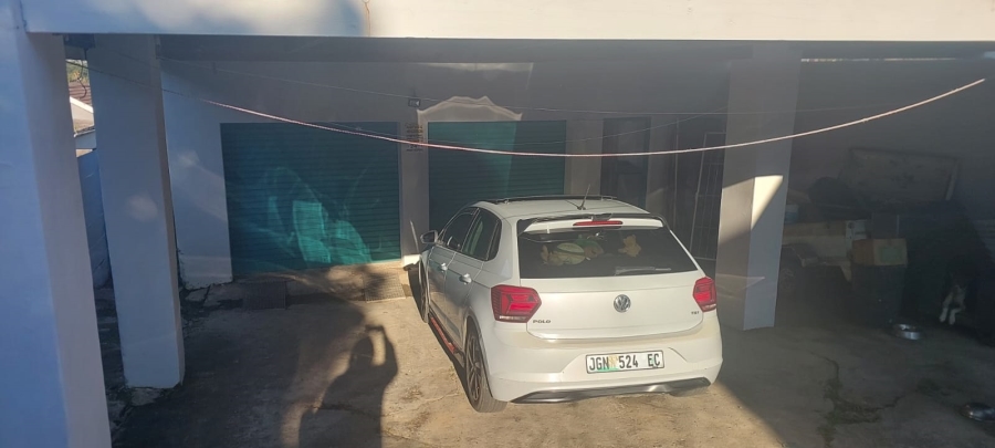 4 Bedroom Property for Sale in Amalinda North Eastern Cape